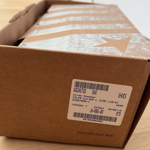 Golden Goose GGDB | NIB Studded Silver Slide Sneakers - Size IT 41 - Picture 8 of 9